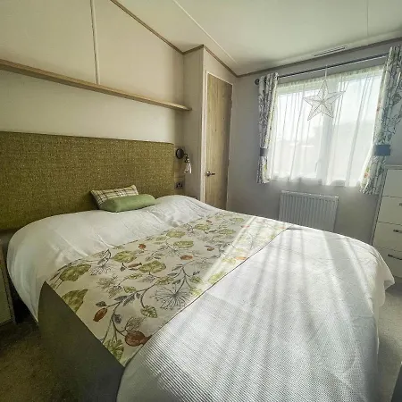 Spacious Caravan With Large Decking Area, Perfect To Enjoy The Sun, Ref 23058C Hunstanton Exterior photo